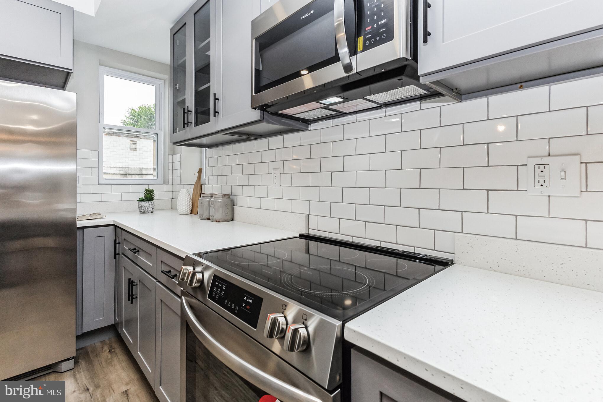 HAMPDEN HISTORIC DISTRICT - Residential