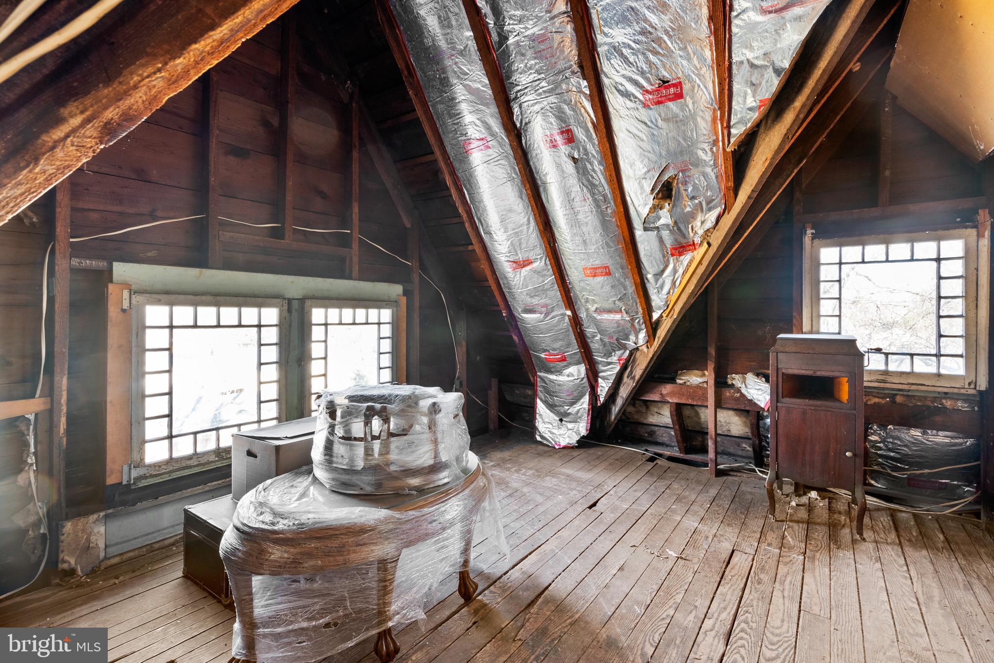 CHARLTON HEIGHTS - Residential