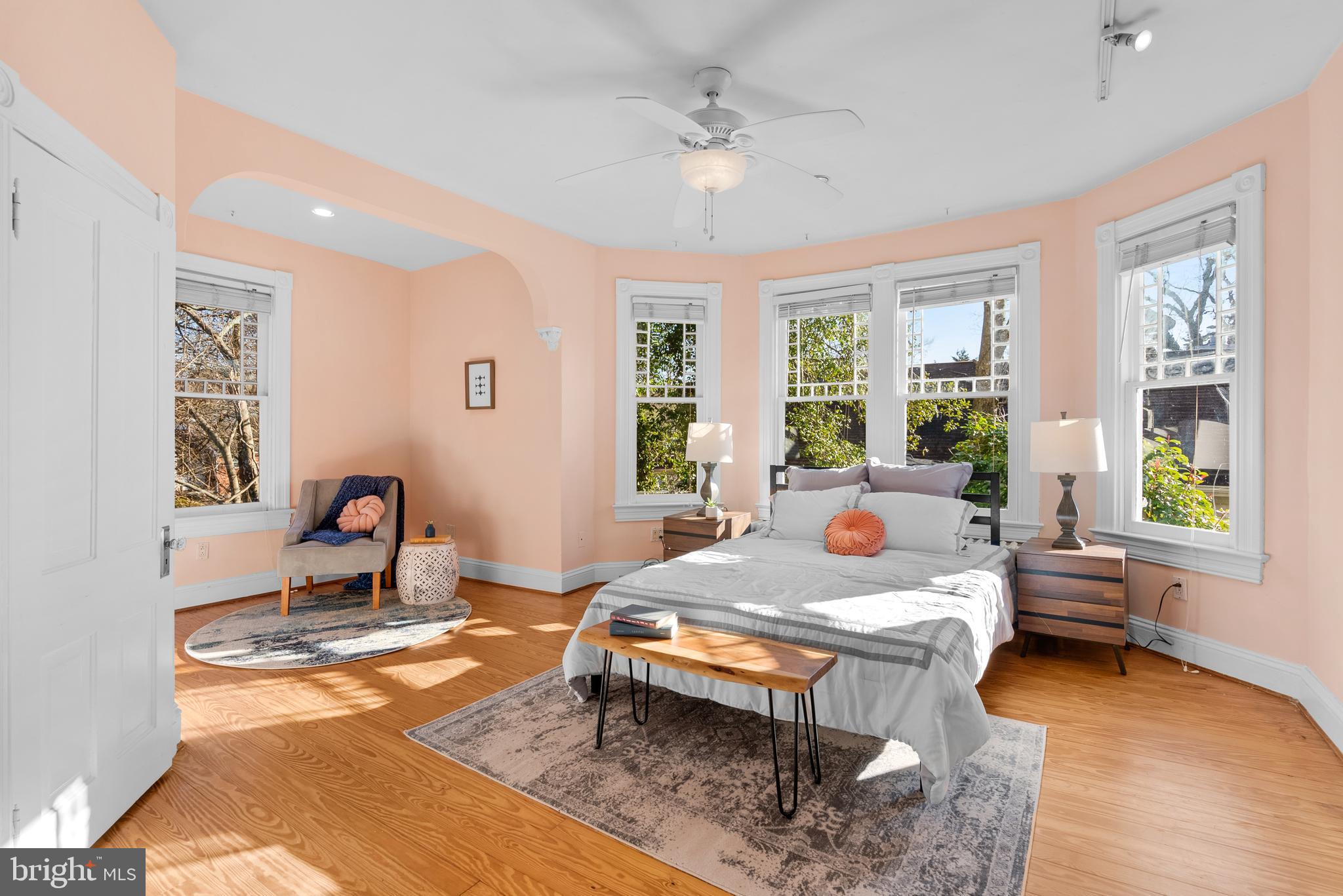 CHARLTON HEIGHTS - Residential