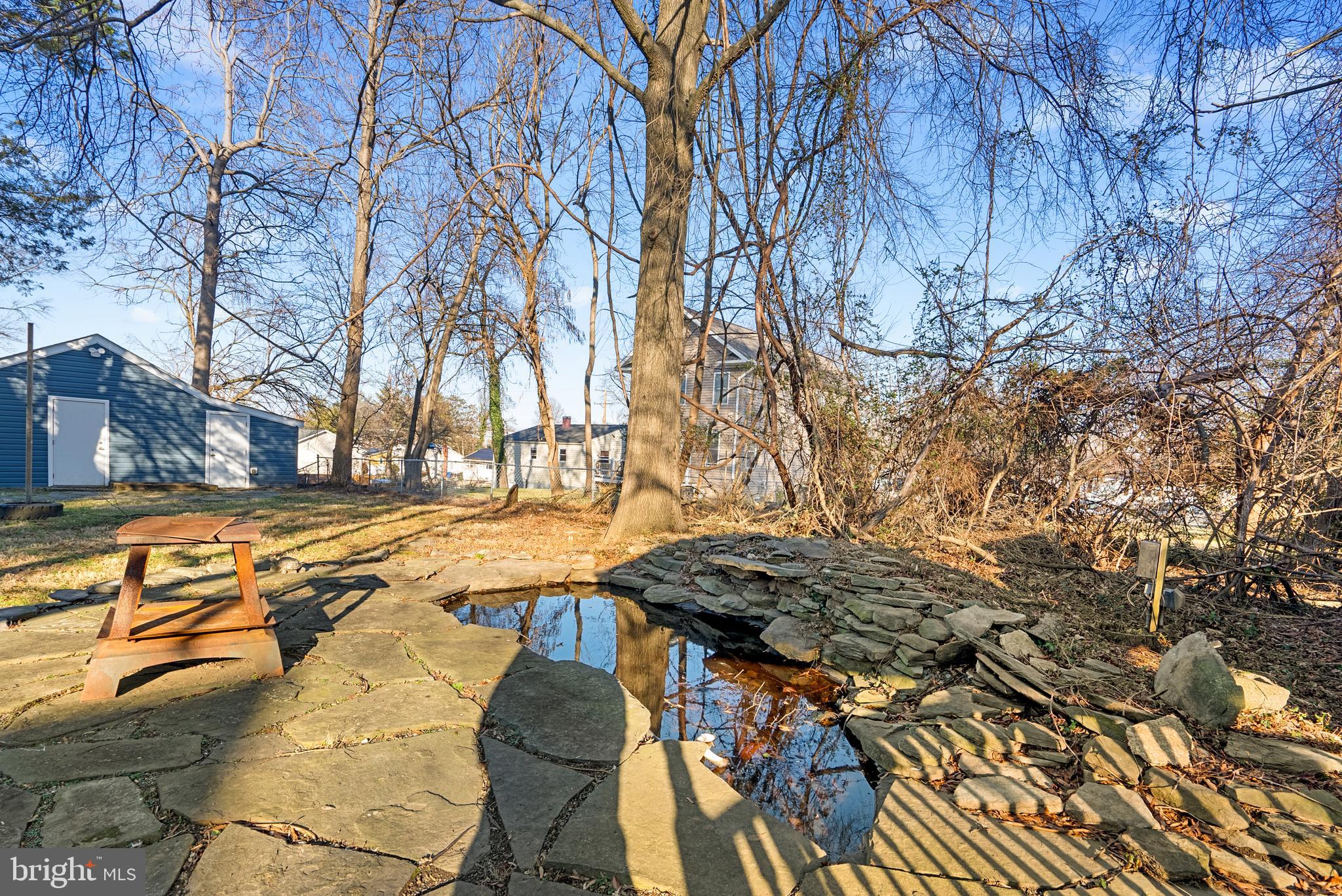 CHARLTON HEIGHTS - Residential