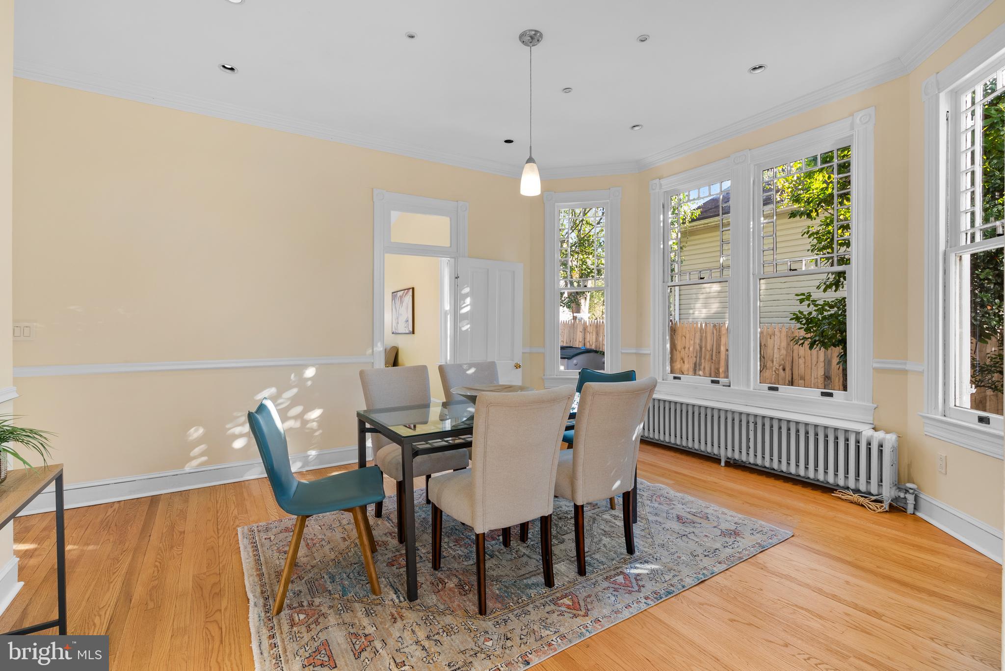 CHARLTON HEIGHTS - Residential