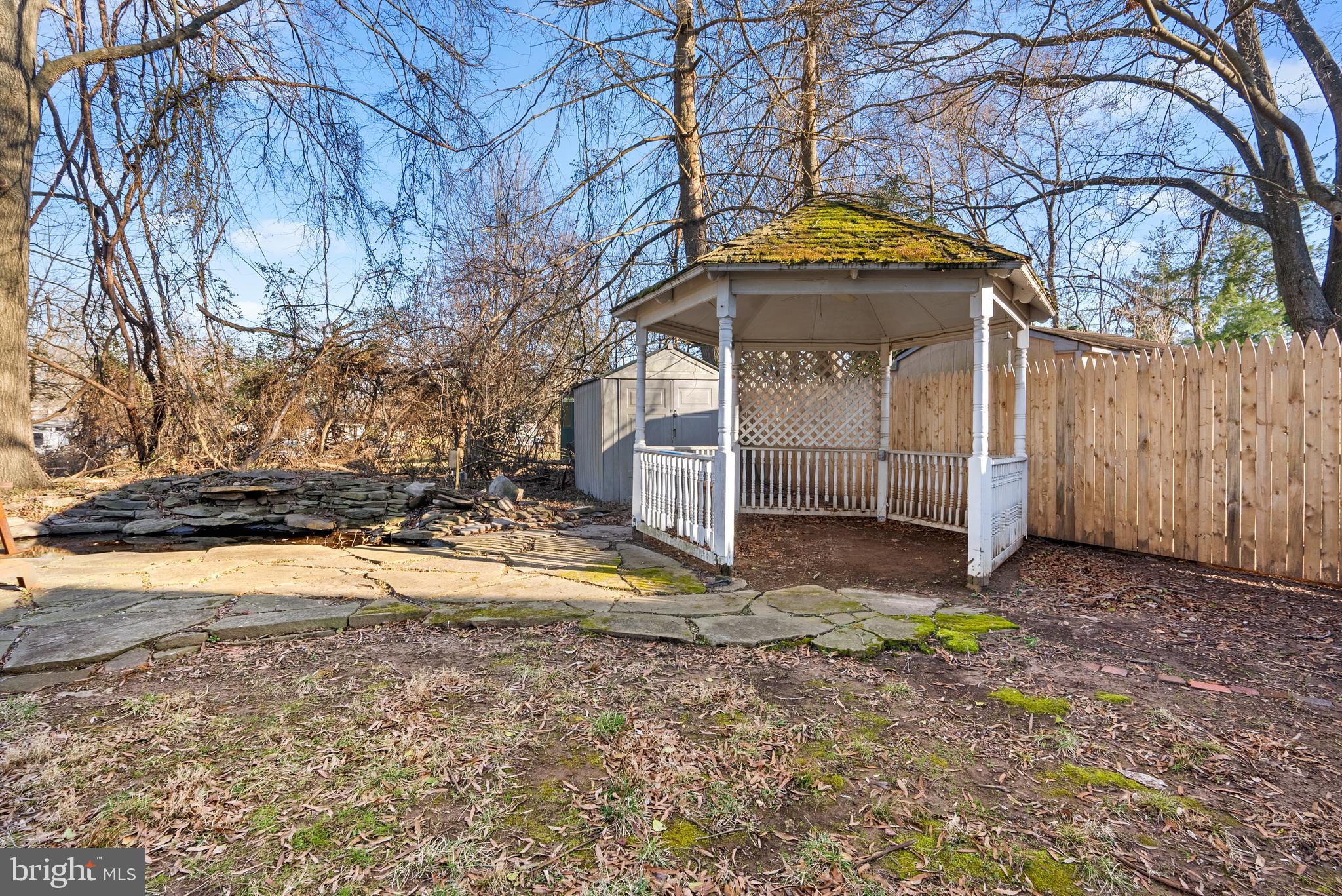 CHARLTON HEIGHTS - Residential