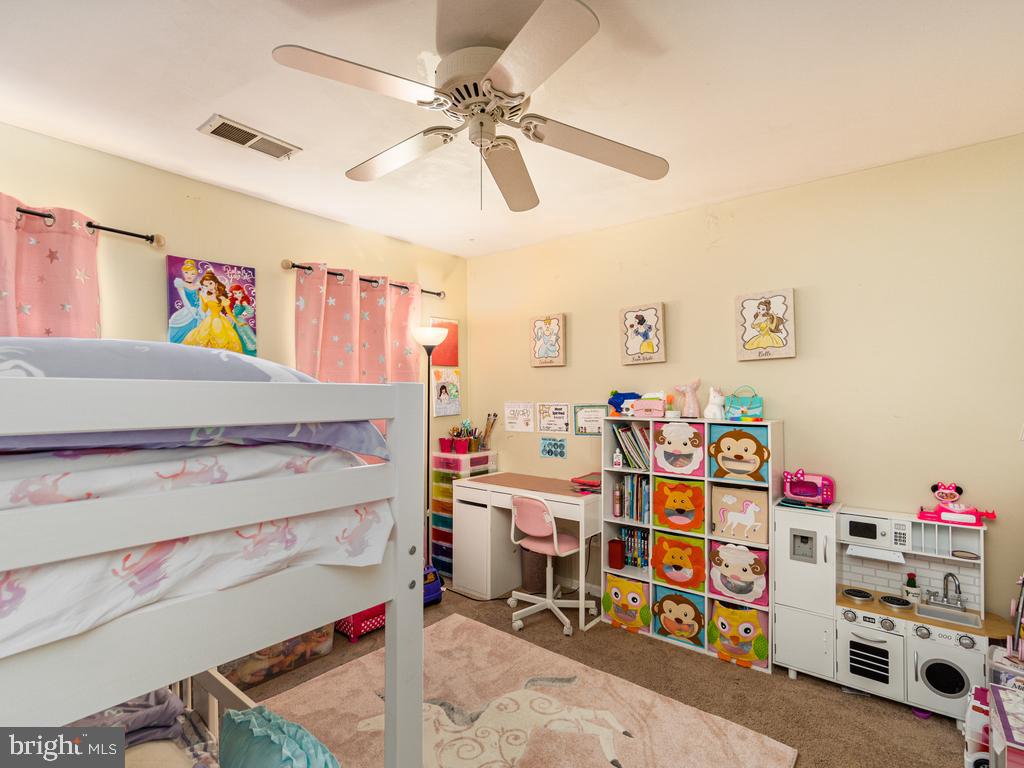 WOODBRIDGE - Residential