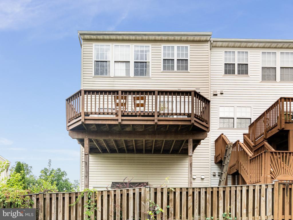 WOODBRIDGE - Residential