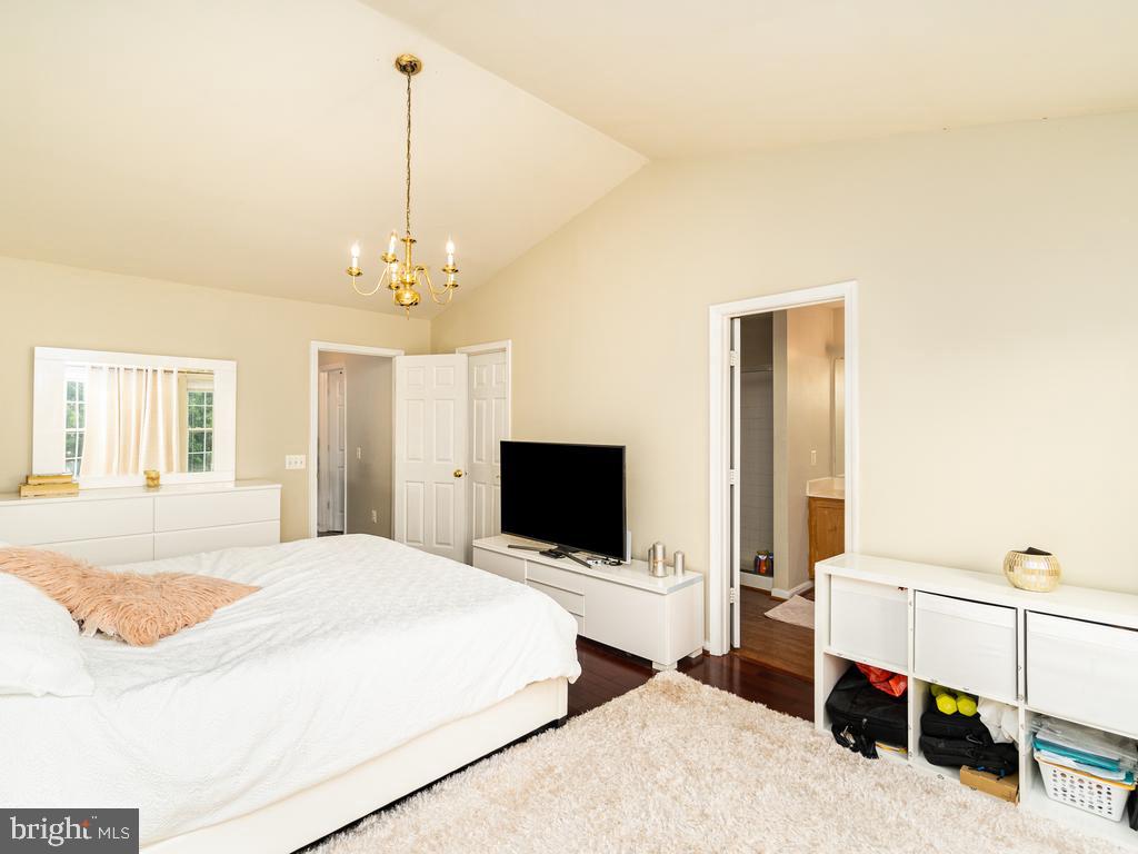 WOODBRIDGE - Residential