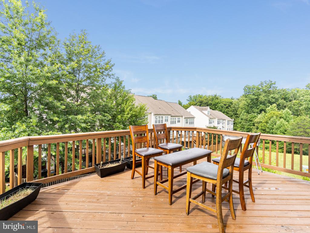 WOODBRIDGE - Residential