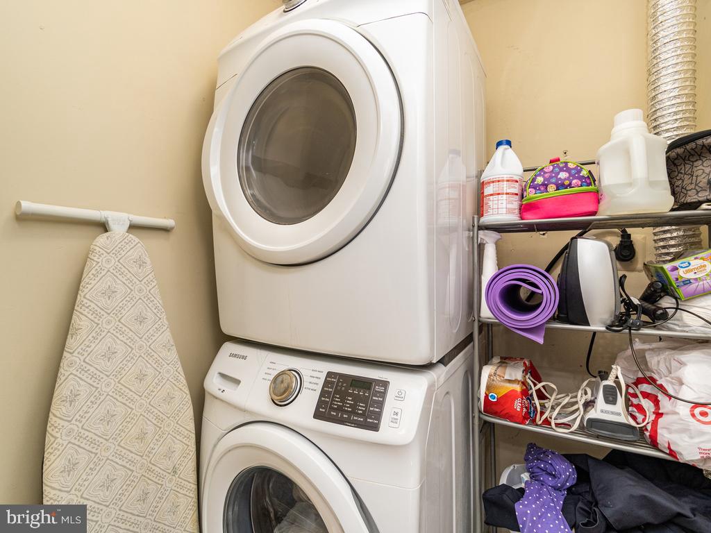 WOODBRIDGE - Residential