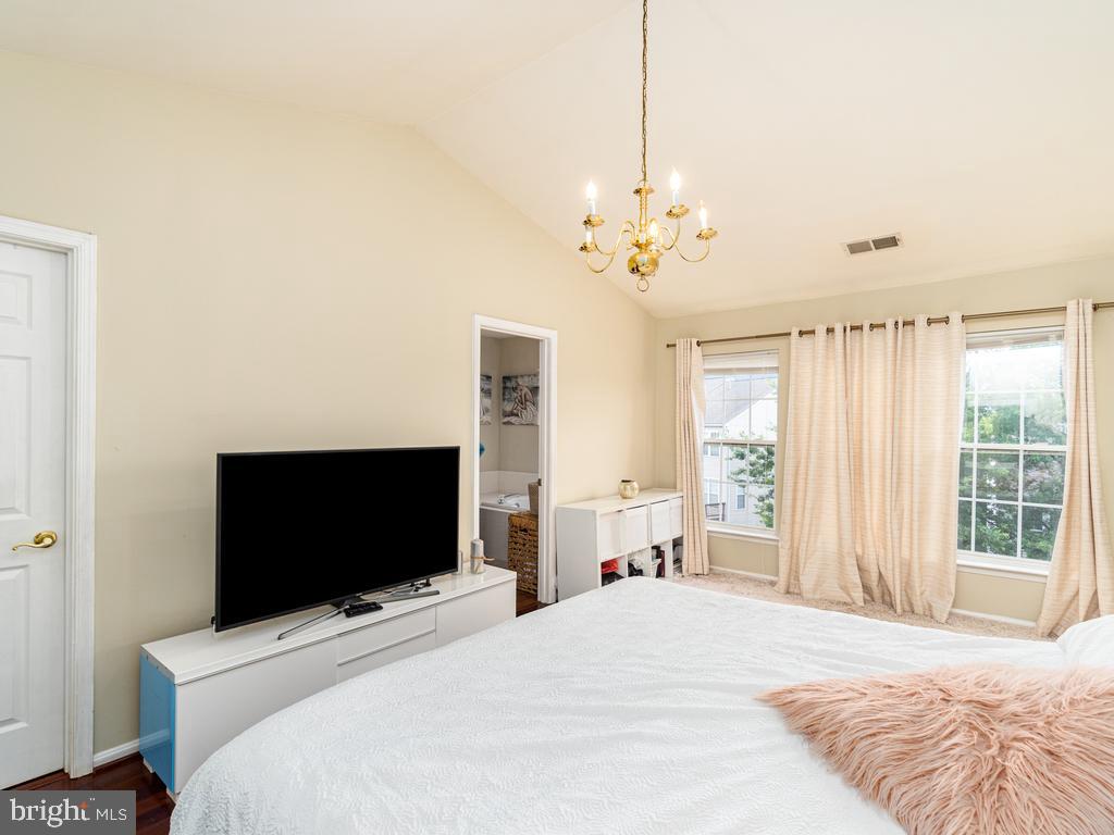 WOODBRIDGE - Residential