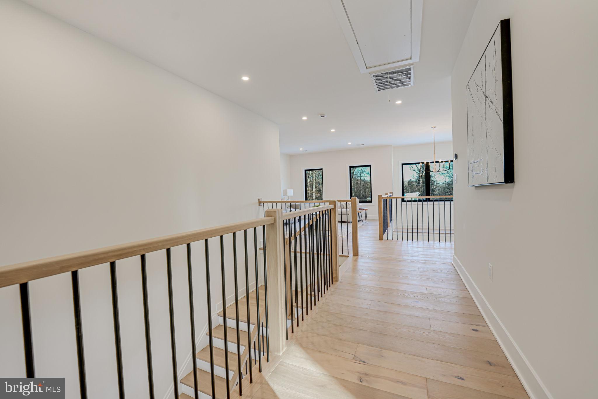 LEE FOREST - Residential