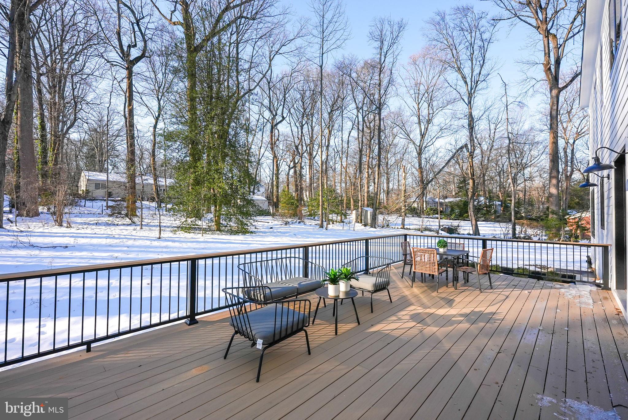 LEE FOREST - Residential