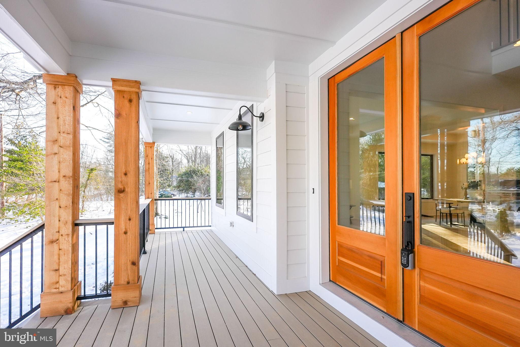 LEE FOREST - Residential