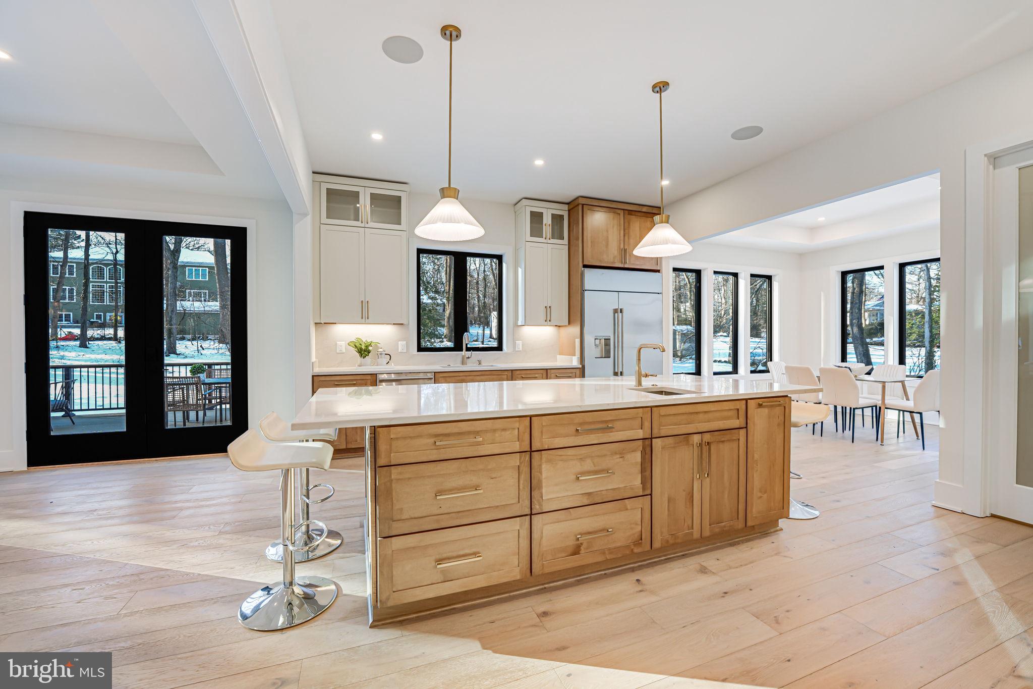 LEE FOREST - Residential