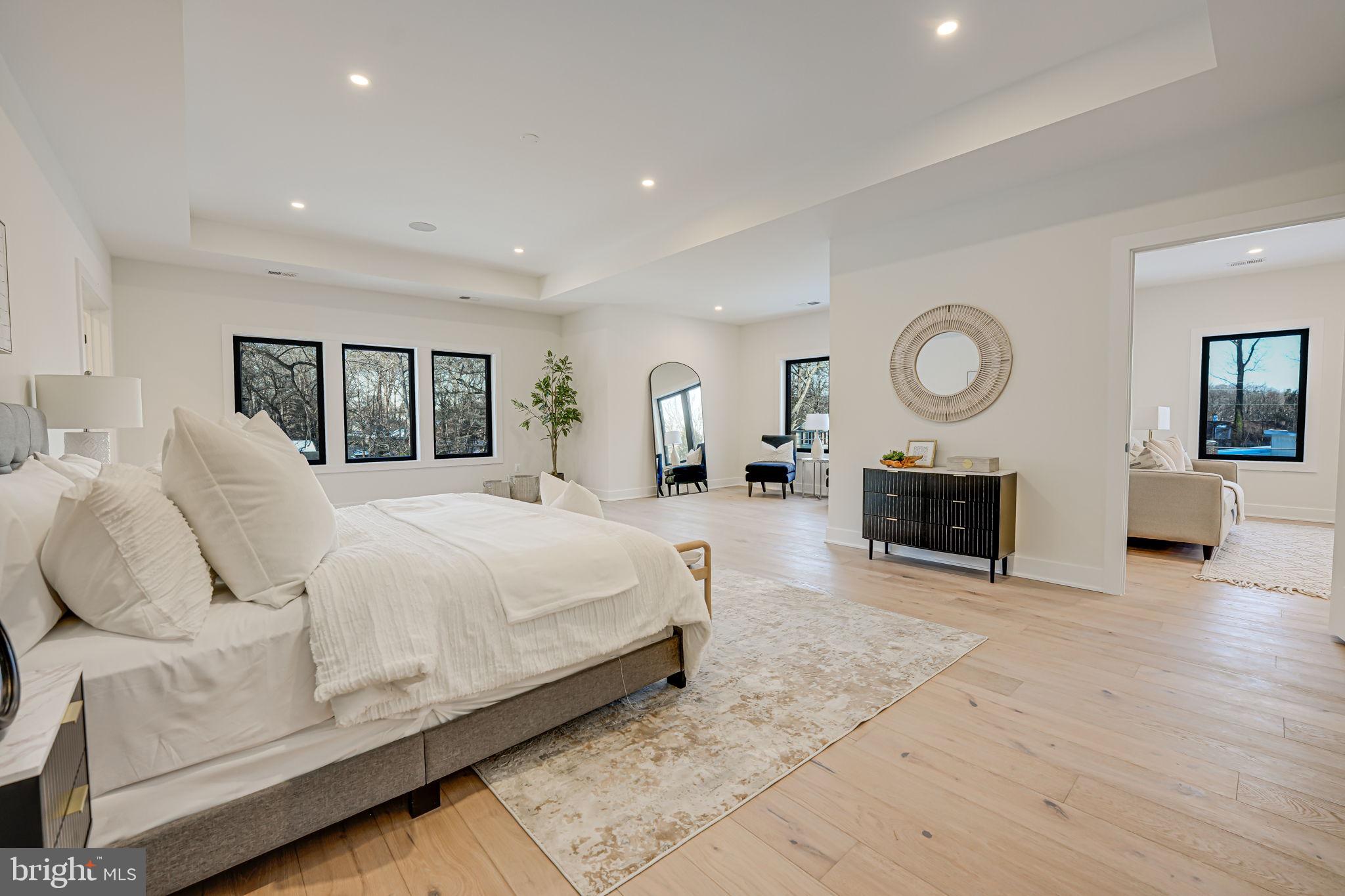 LEE FOREST - Residential