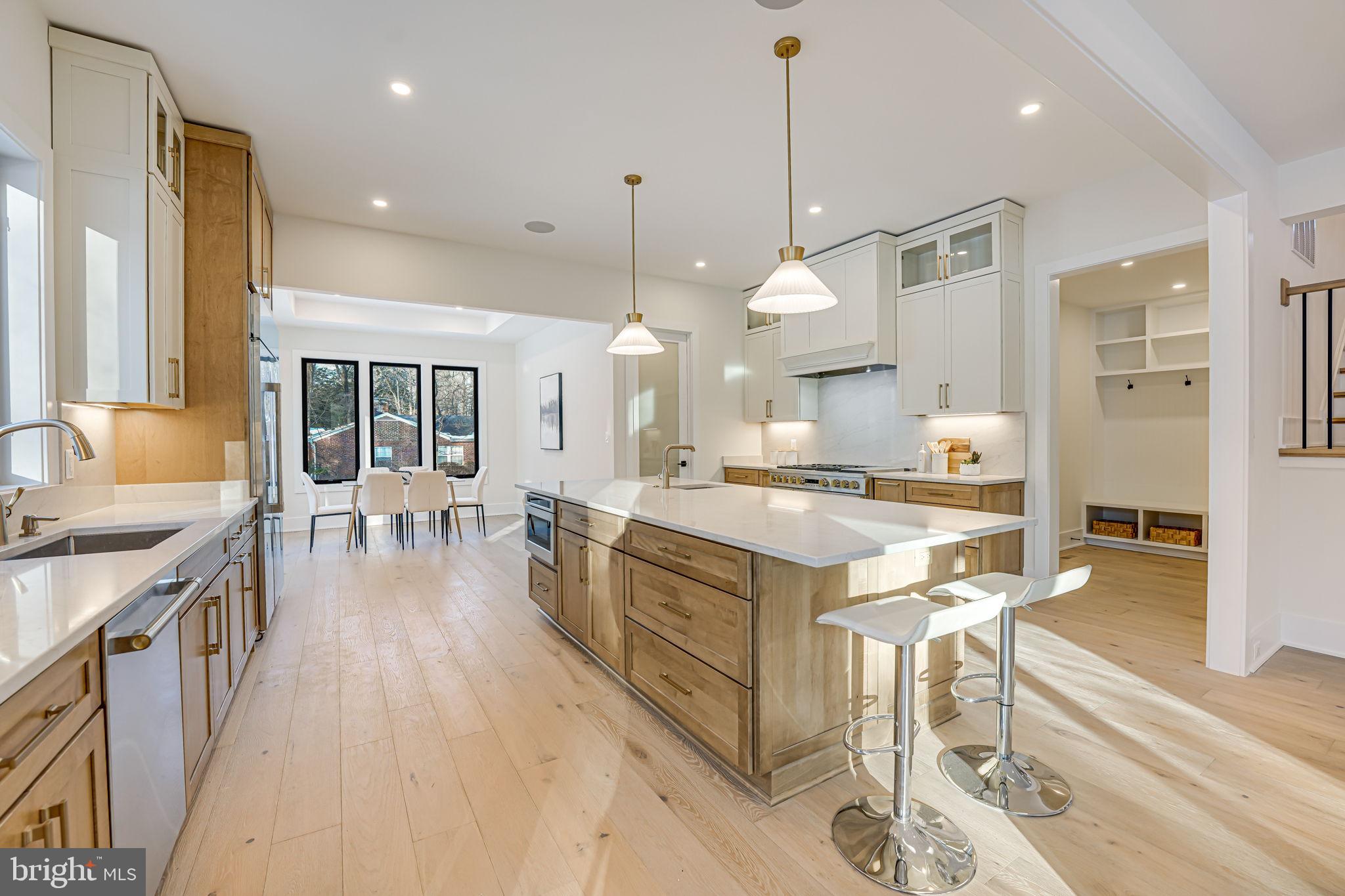 LEE FOREST - Residential