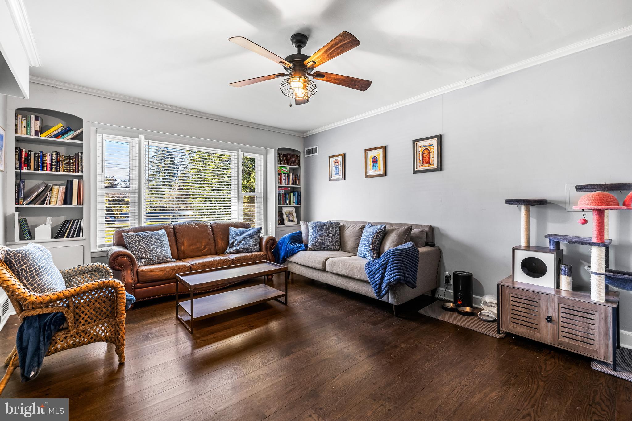 DUMBARTON - Residential