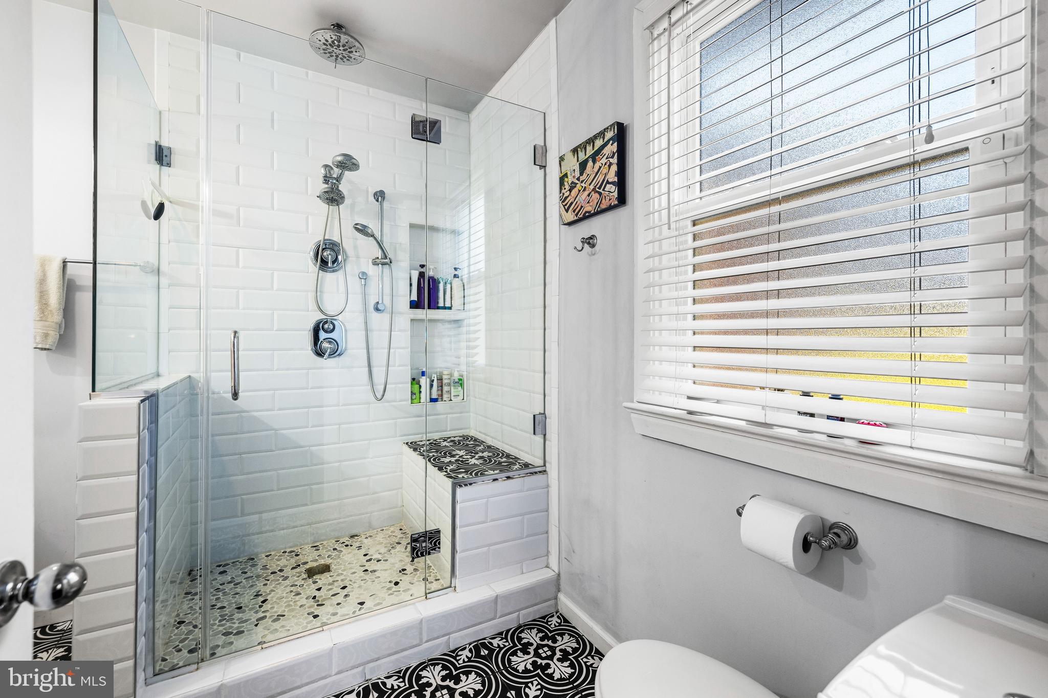 DUMBARTON - Residential