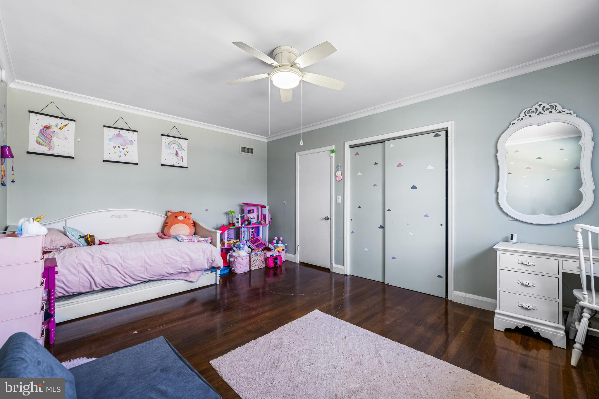 DUMBARTON - Residential