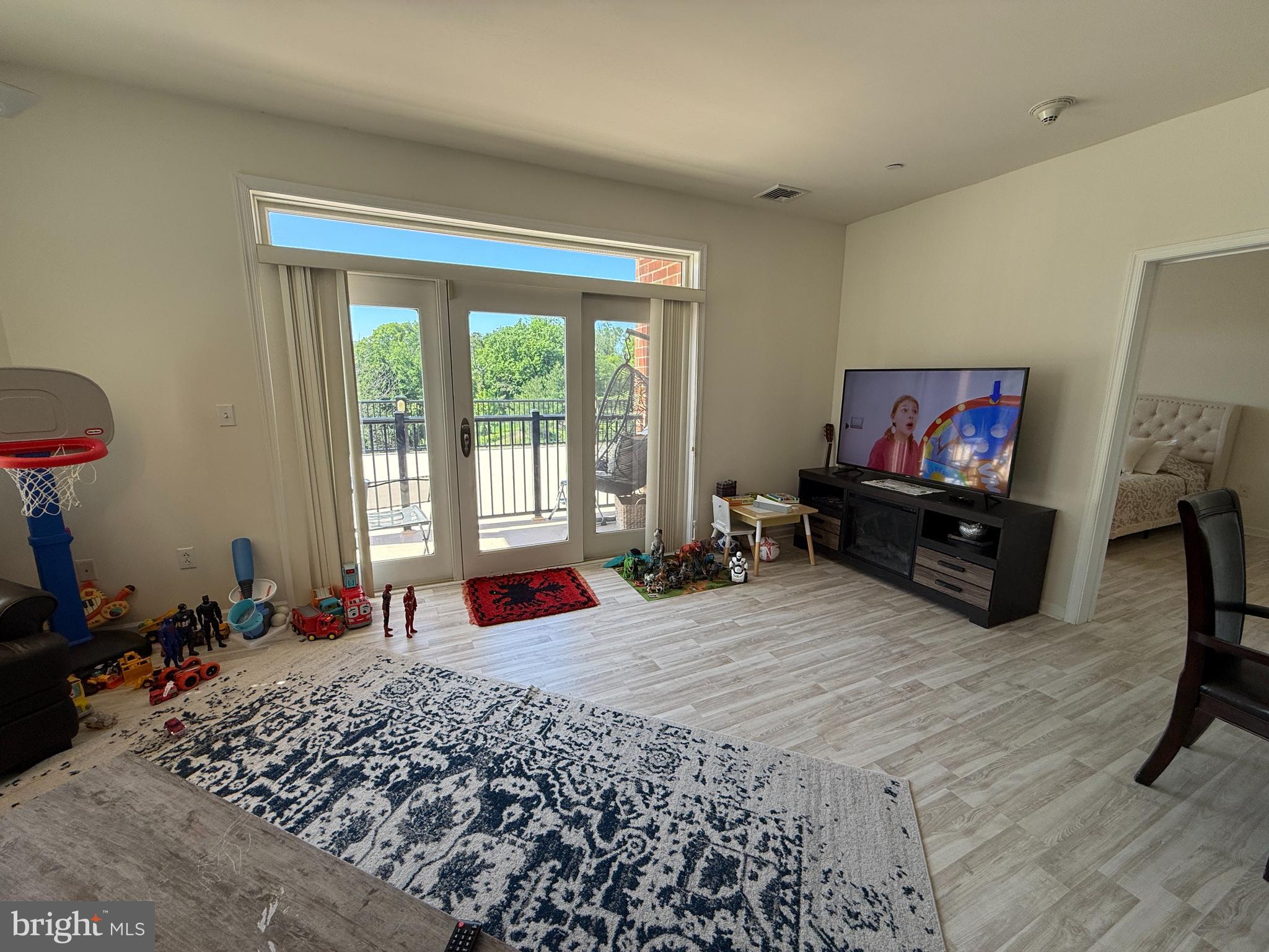 HUNTINGDON VALLEY - Residential