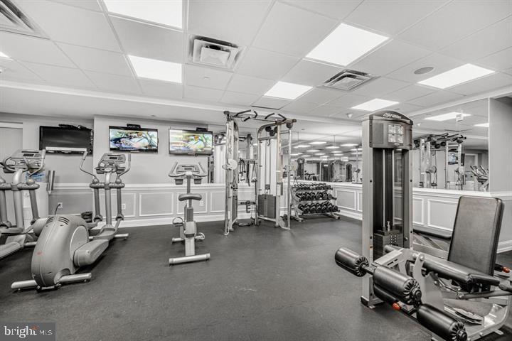 HUNTINGDON VALLEY - Residential