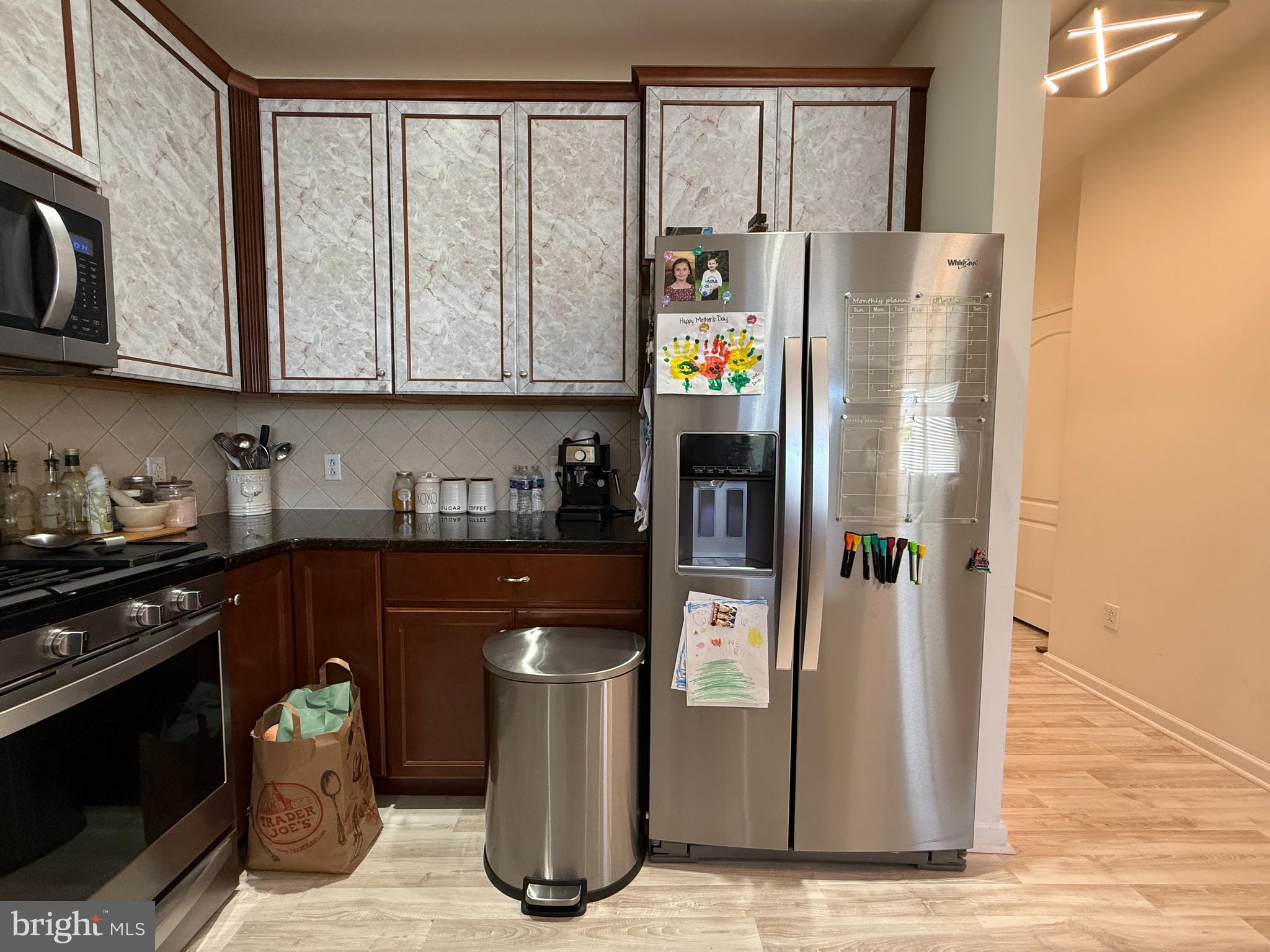 HUNTINGDON VALLEY - Residential