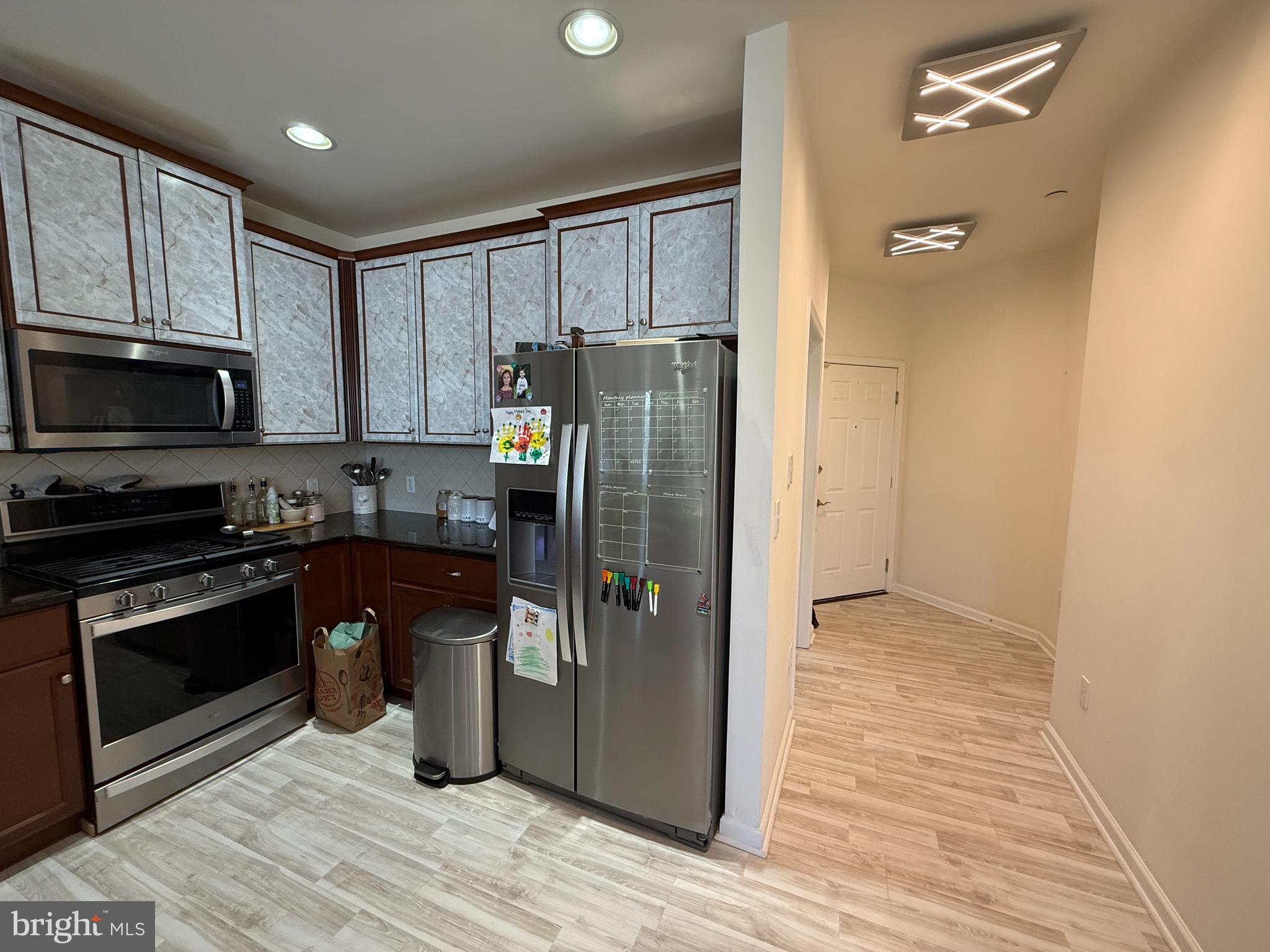 HUNTINGDON VALLEY - Residential