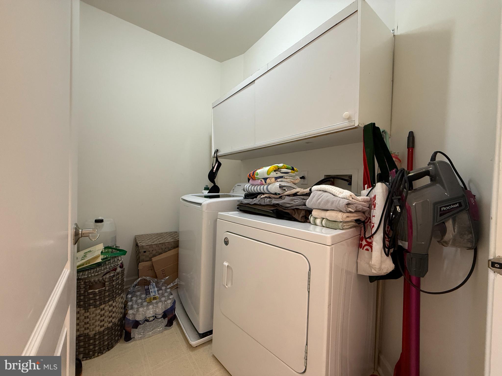 HUNTINGDON VALLEY - Residential