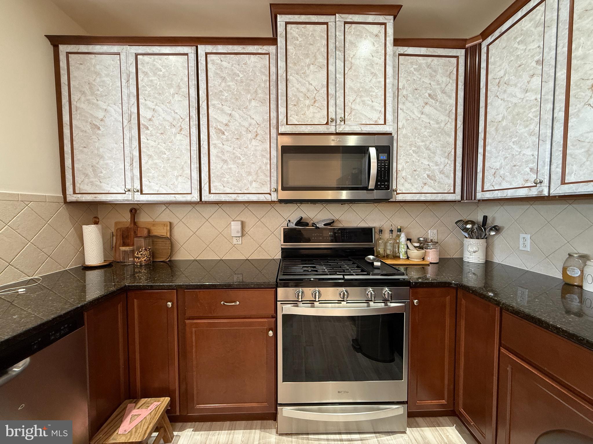 HUNTINGDON VALLEY - Residential