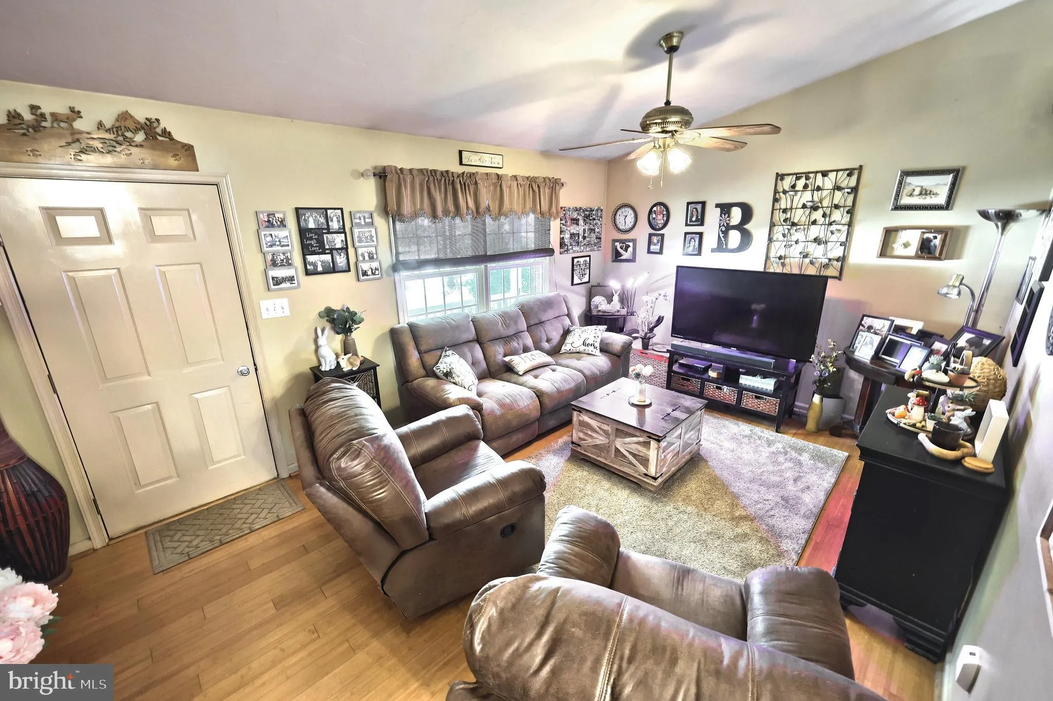 Littlestown, Pennsylvania 17340, United States, 3 Bedrooms Bedrooms, ,2 BathroomsBathrooms,Residential,Pending,154332