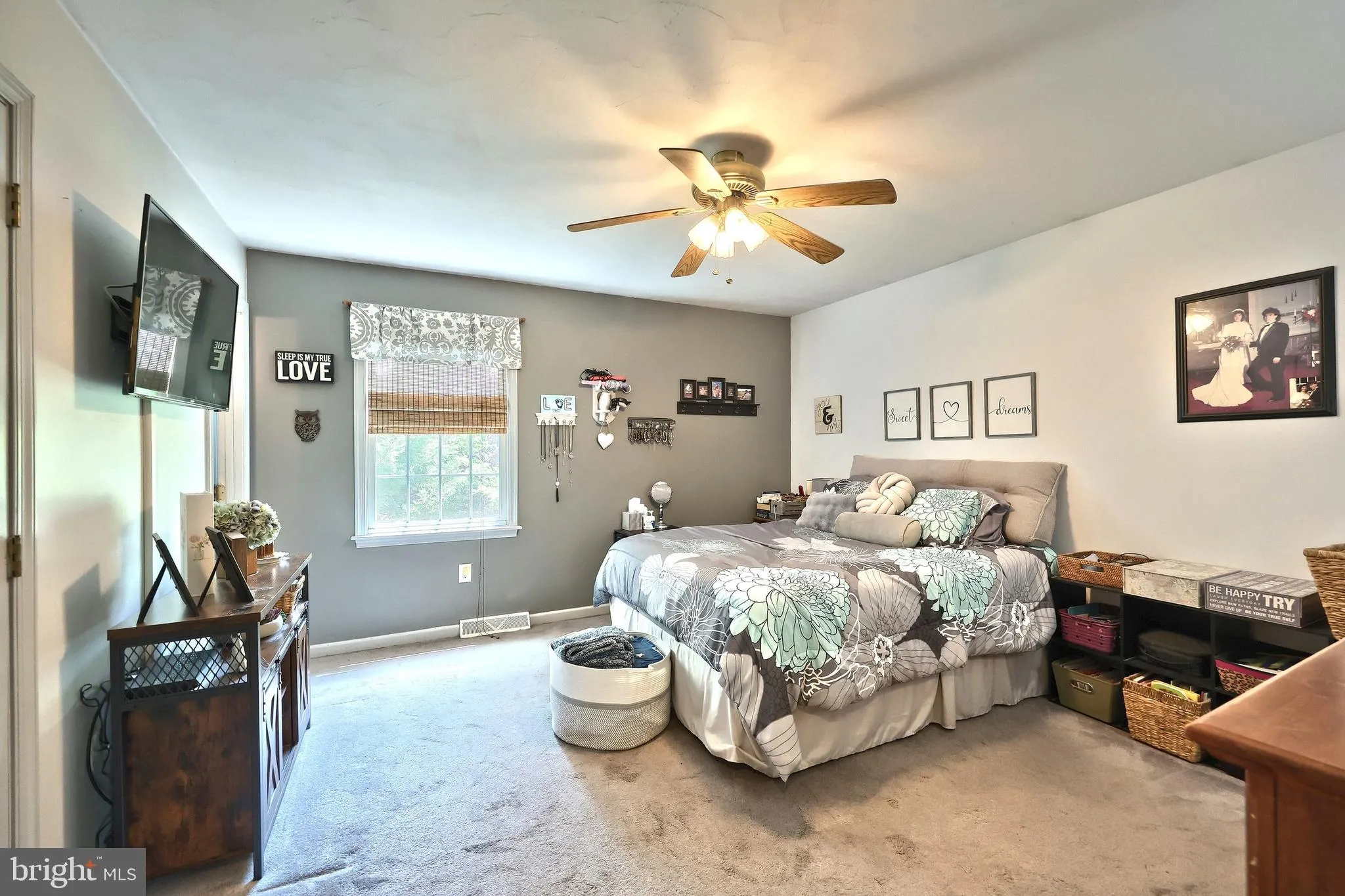 Littlestown, Pennsylvania 17340, United States, 3 Bedrooms Bedrooms, ,2 BathroomsBathrooms,Residential,Pending,154332