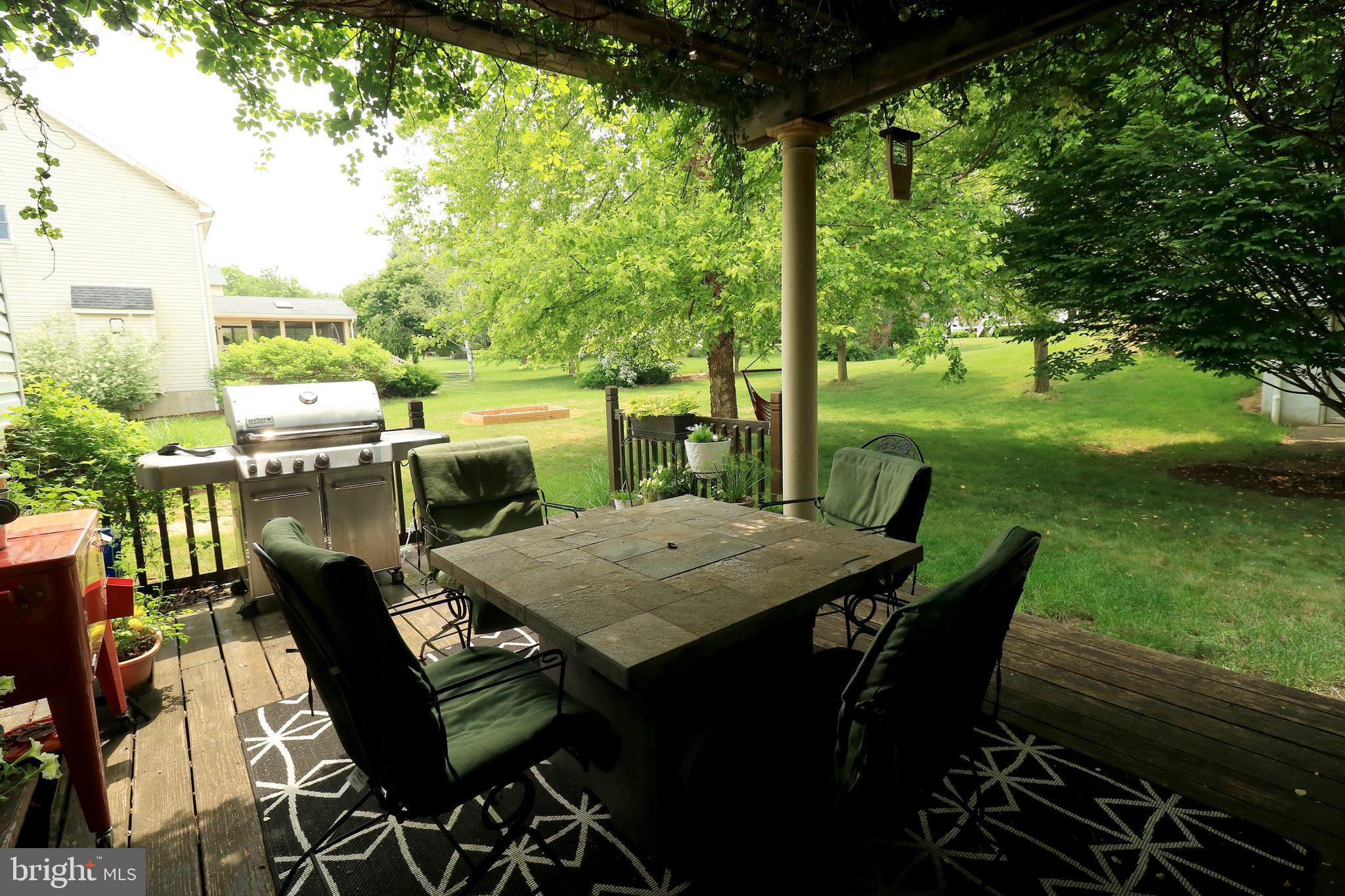 GREENLEAF MANOR - Residential