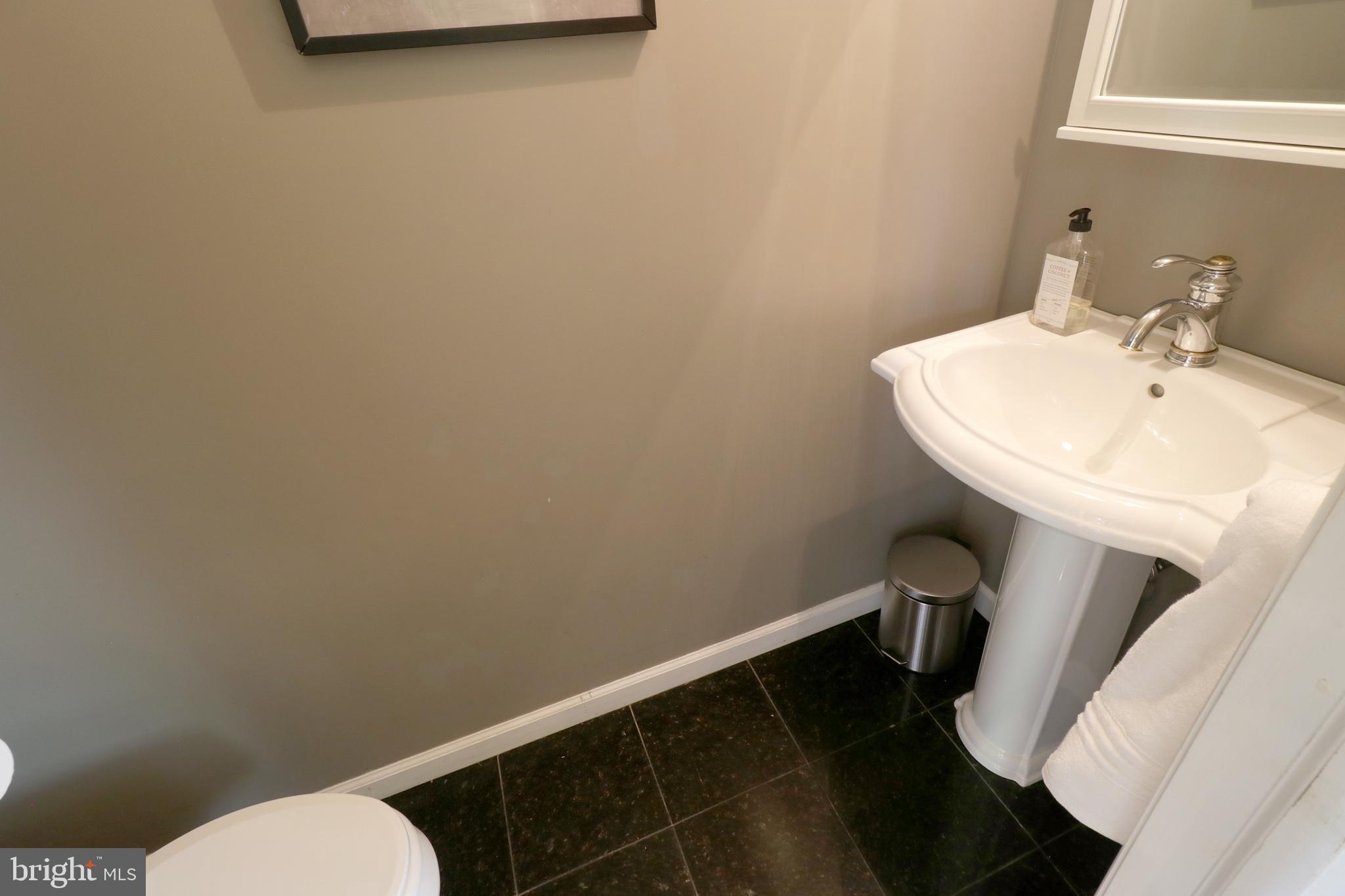 GREENLEAF MANOR - Residential