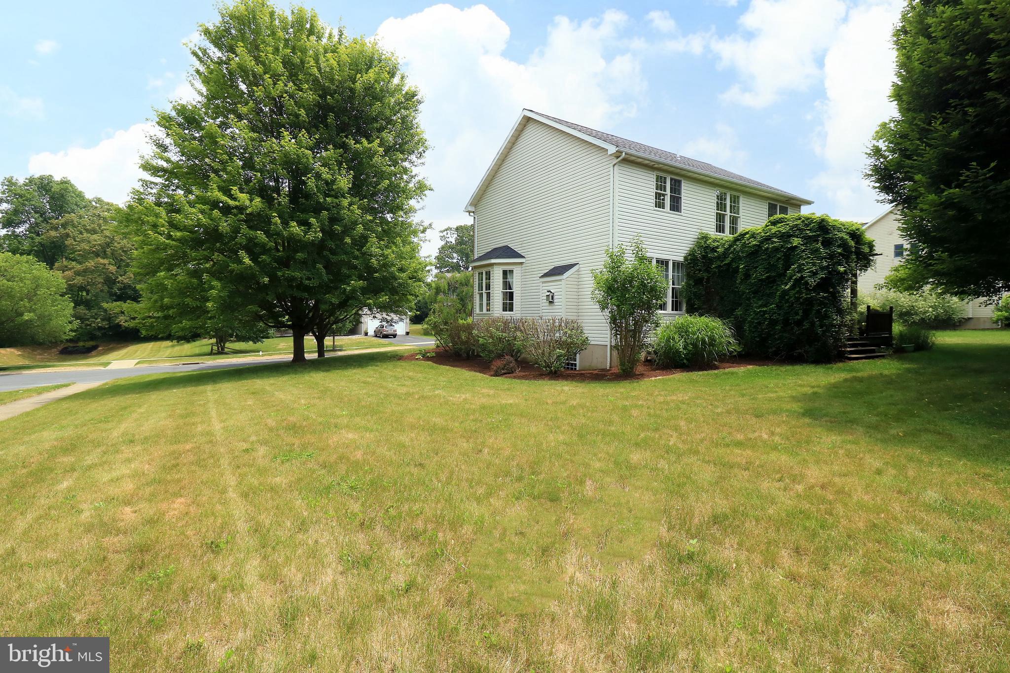 GREENLEAF MANOR - Residential