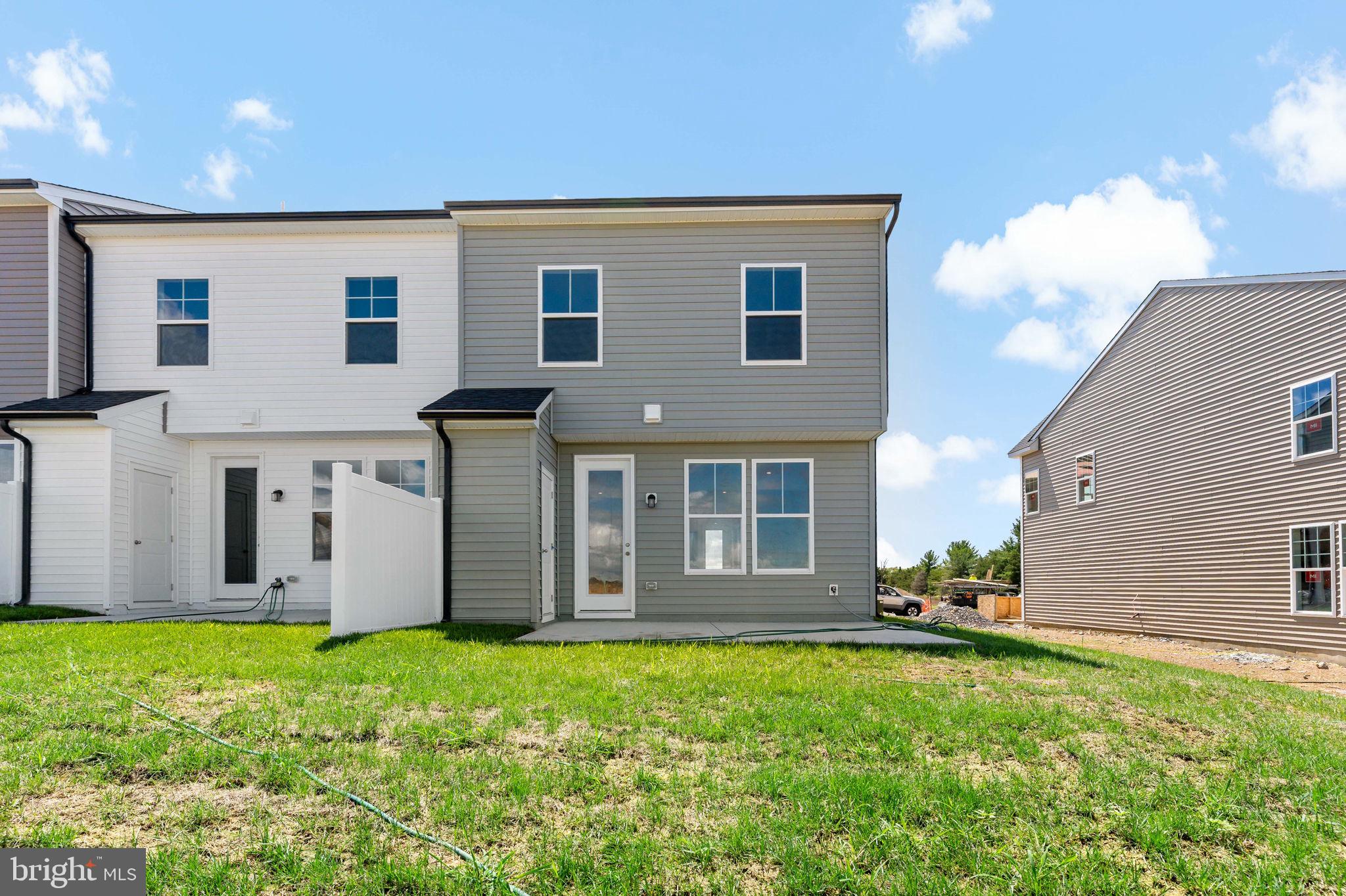 SOUTH BROOK - Residential