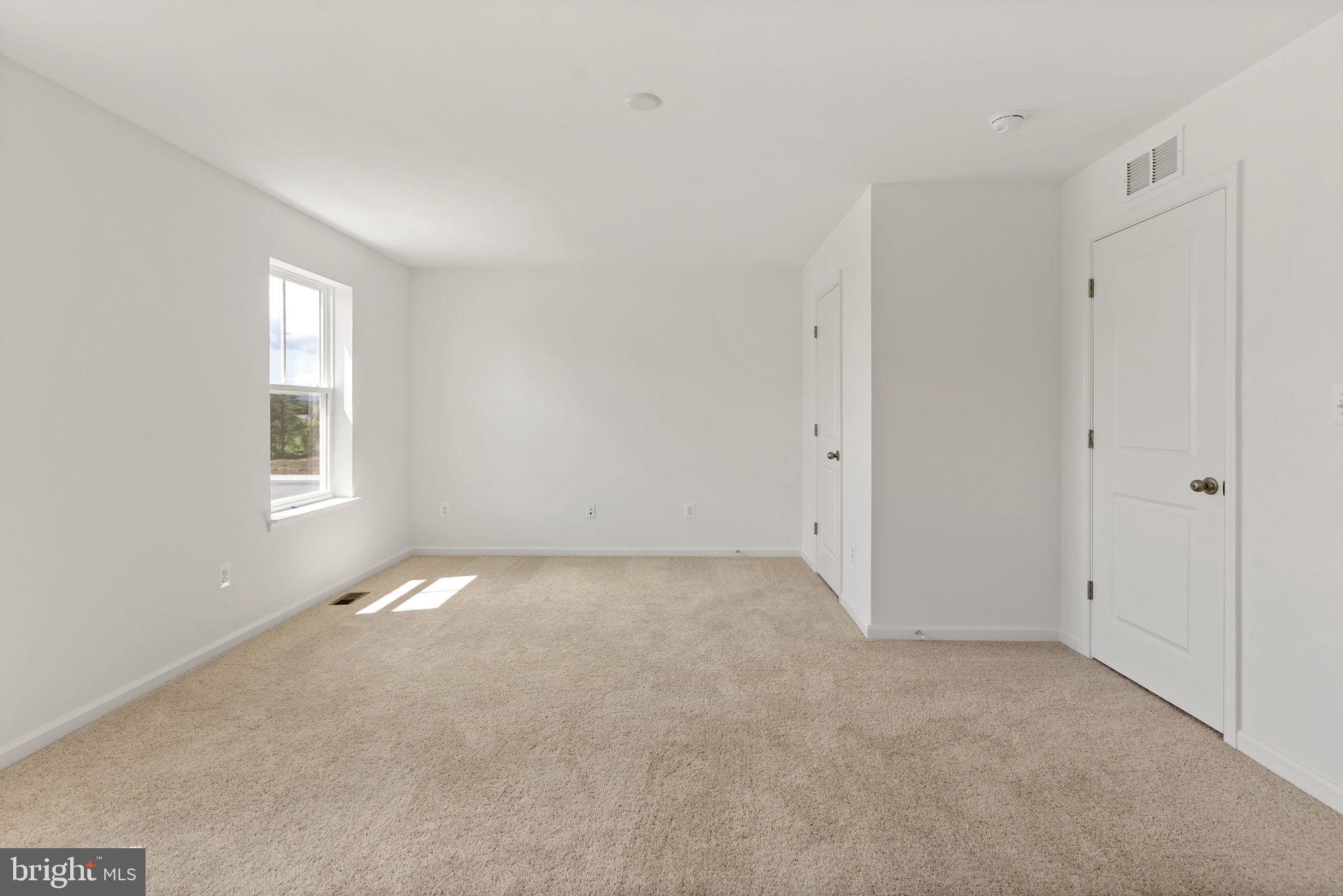 SOUTH BROOK - Residential