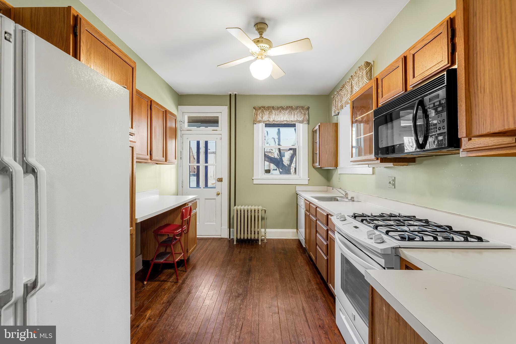 WYMAN PARK HAMPDEN - Residential