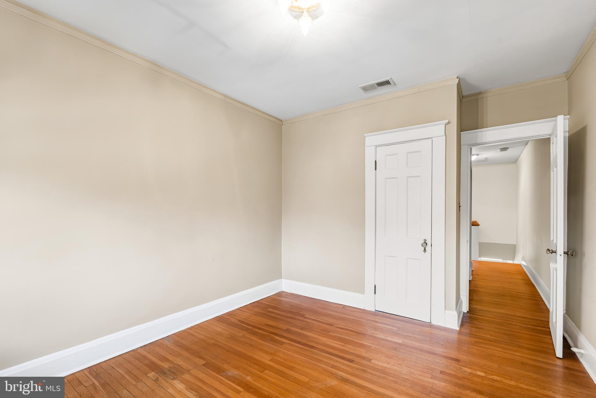 WYMAN PARK HAMPDEN - Residential