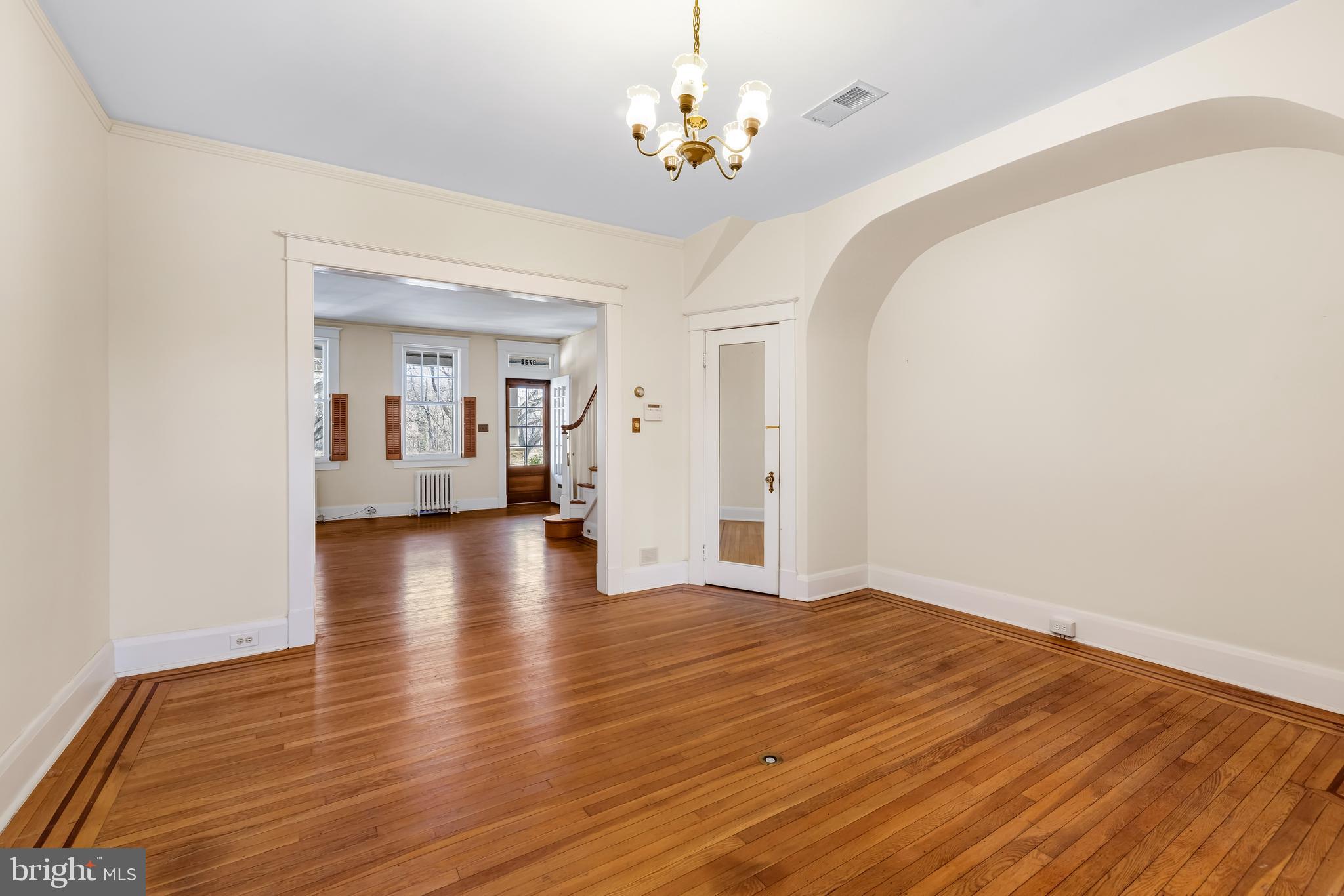 WYMAN PARK HAMPDEN - Residential