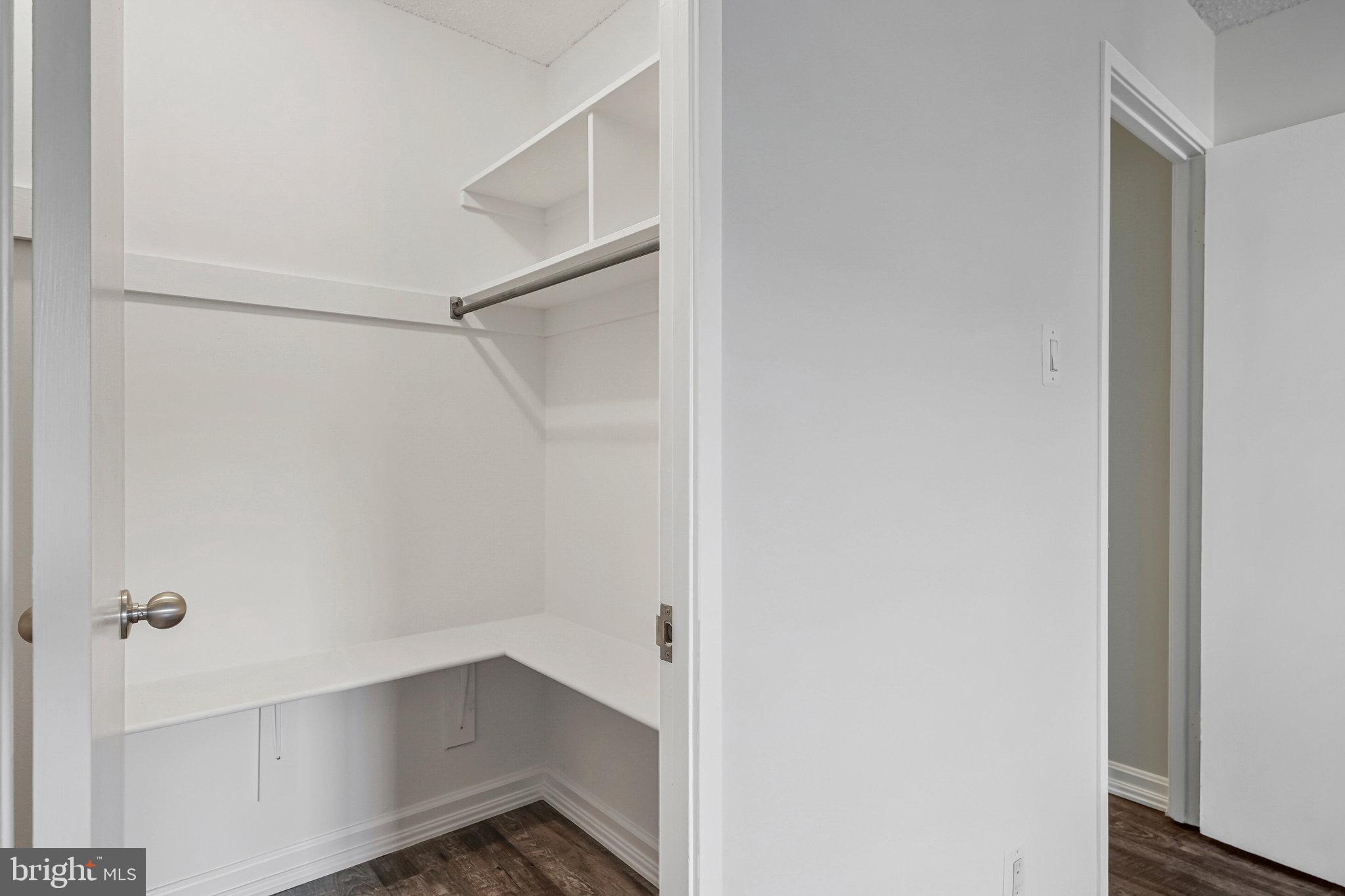 REGENCY AT MCLEAN - Residential