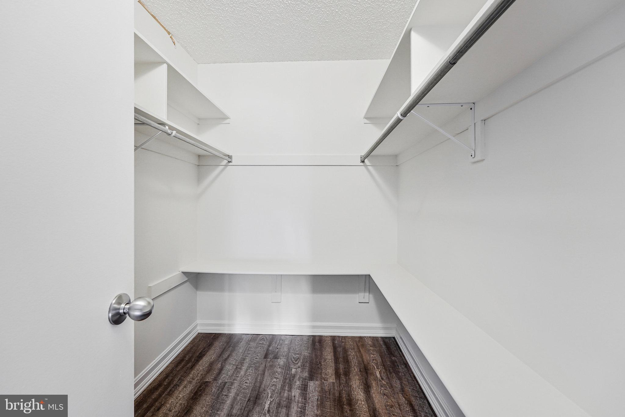 REGENCY AT MCLEAN - Residential