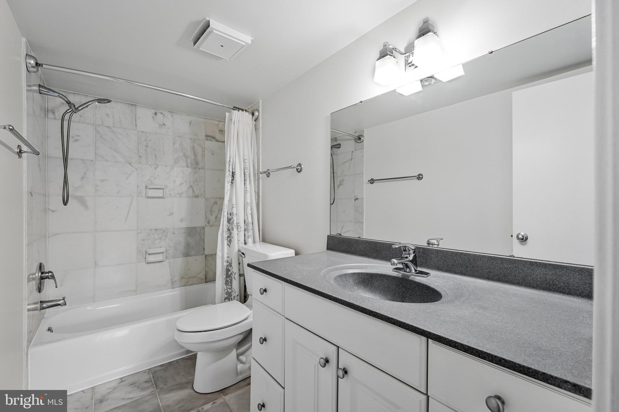 REGENCY AT MCLEAN - Residential