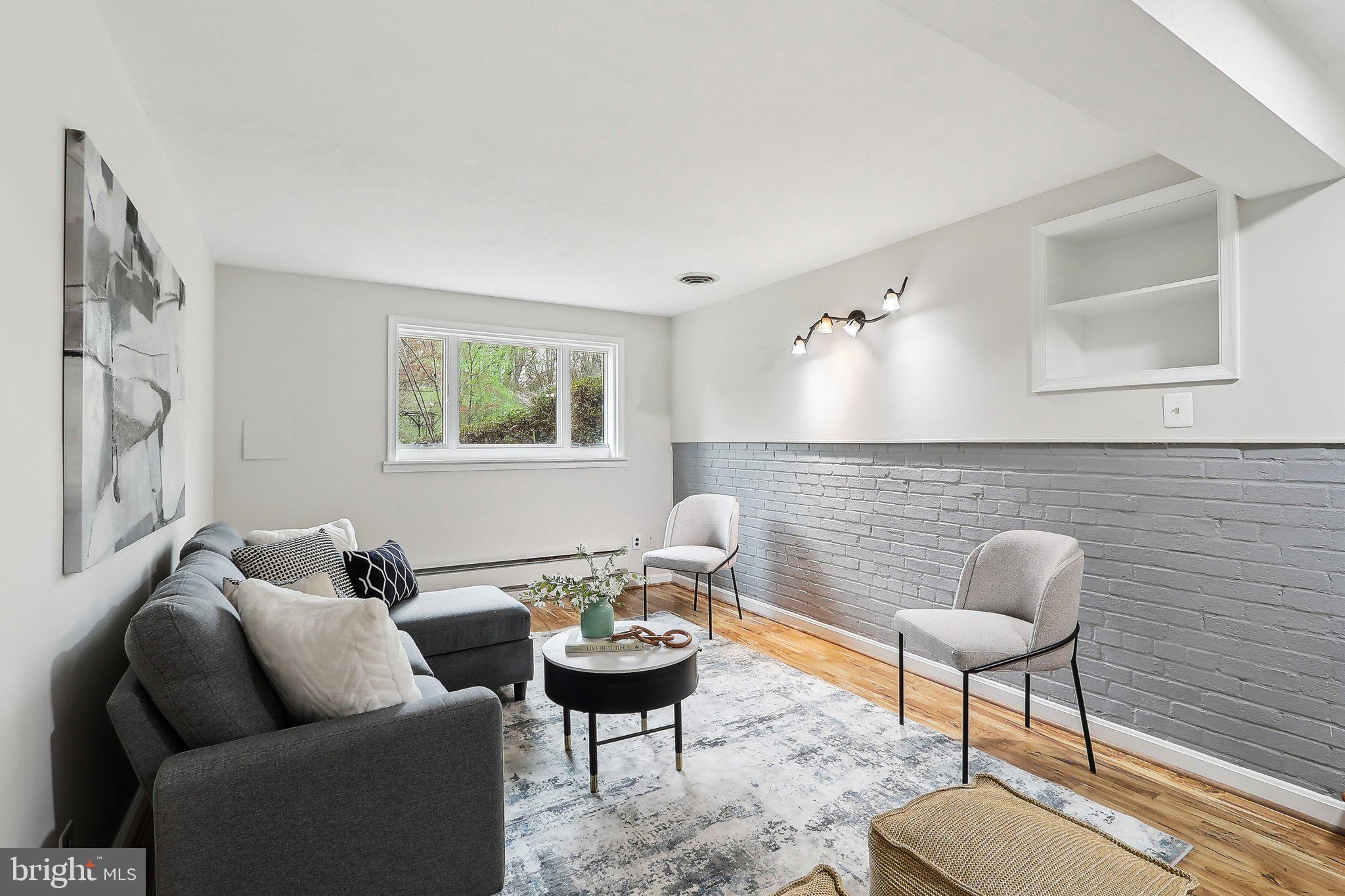 WAKEFIELD FOREST - Residential