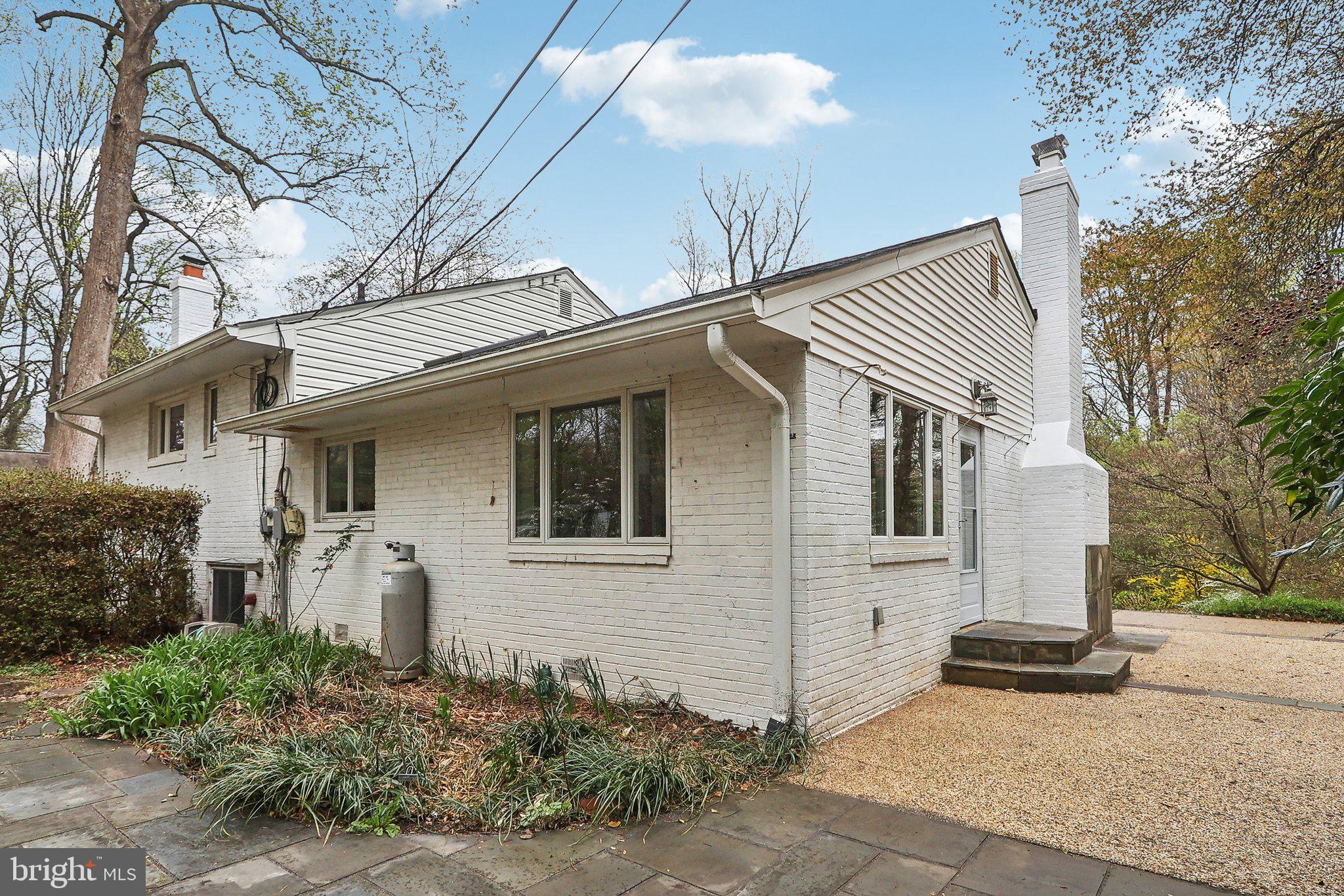 WAKEFIELD FOREST - Residential