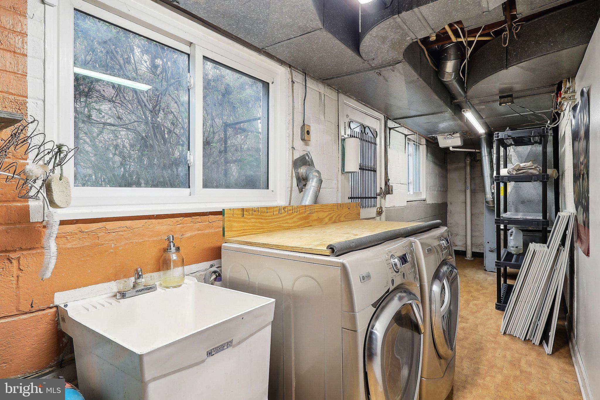 WAKEFIELD FOREST - Residential