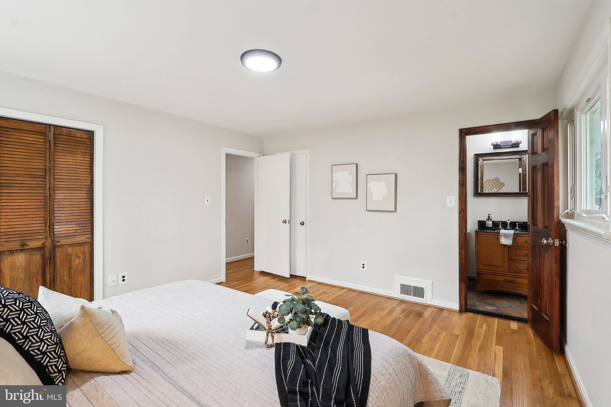 WAKEFIELD FOREST - Residential