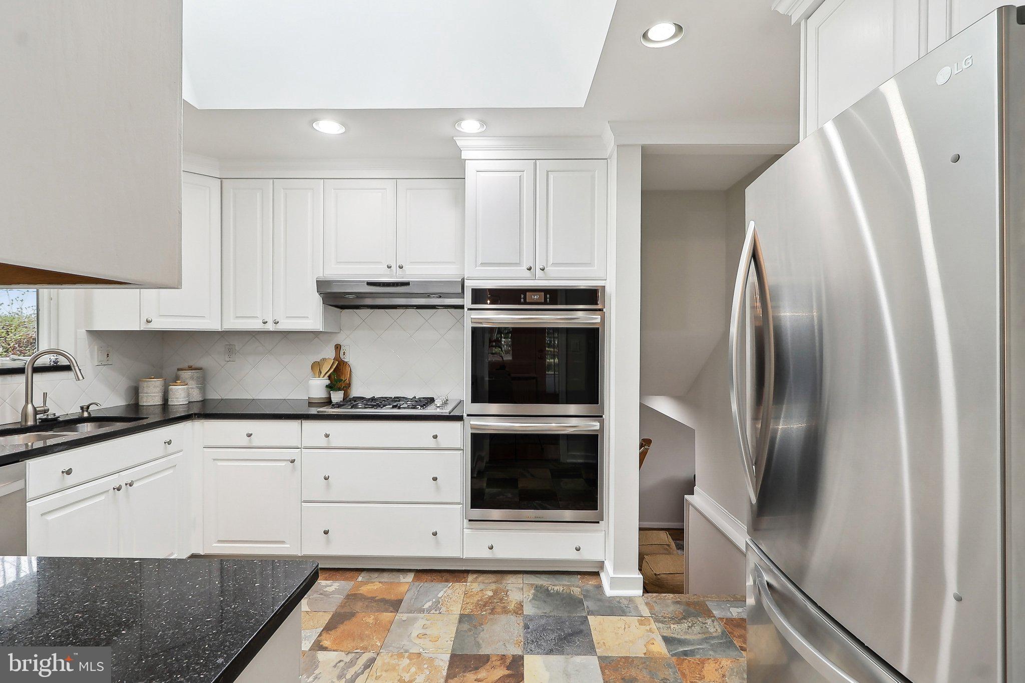 WAKEFIELD FOREST - Residential