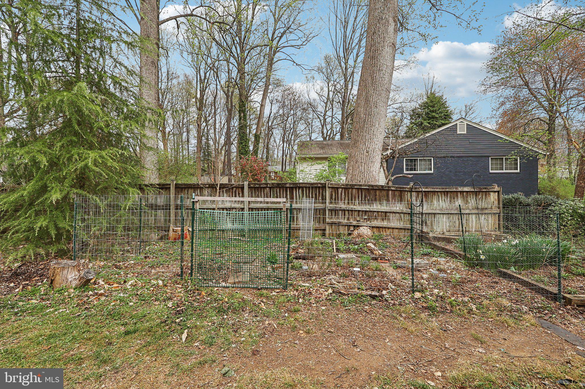 WAKEFIELD FOREST - Residential