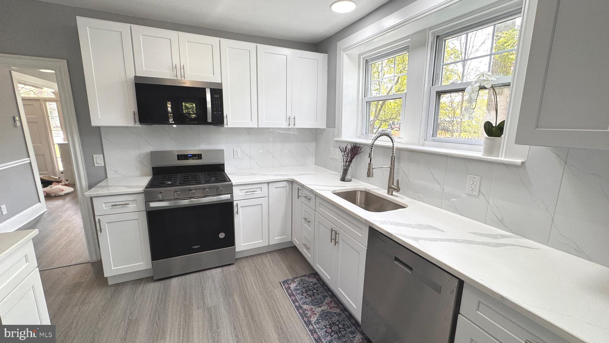 ARONIMINK - Residential