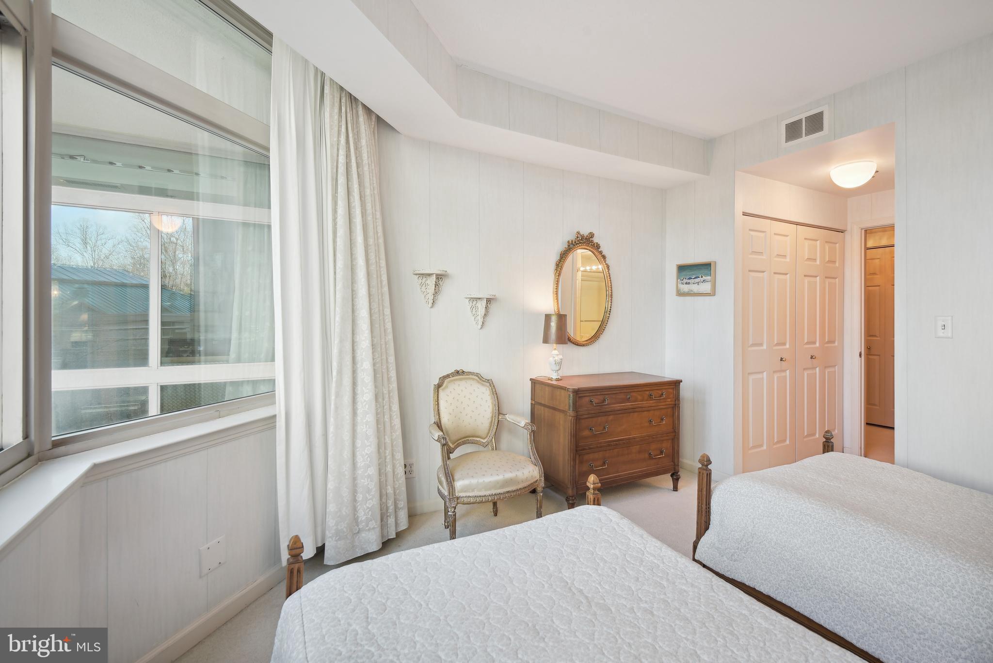 SOMERSET HOUSE 2 - Residential