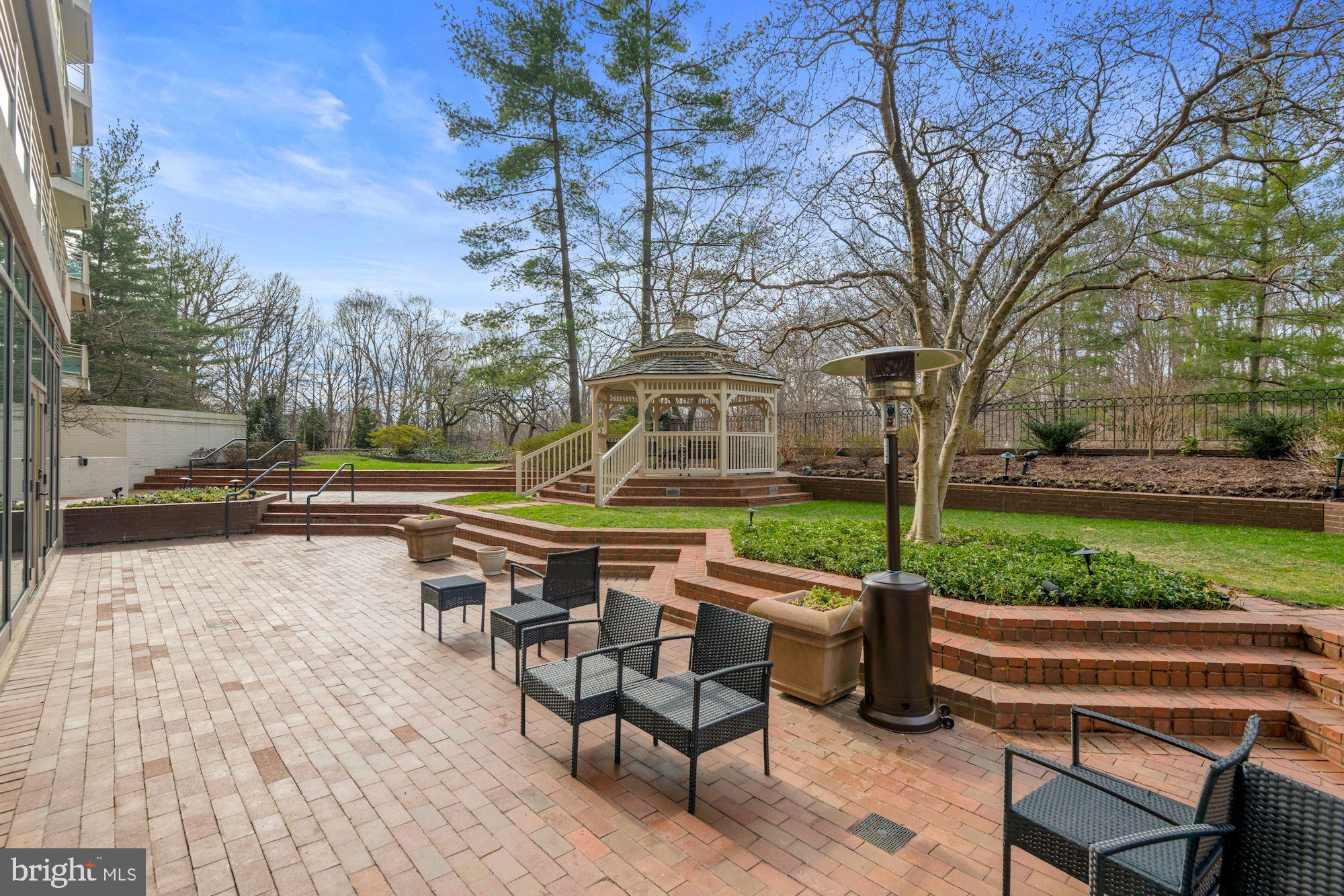 SOMERSET HOUSE 2 - Residential