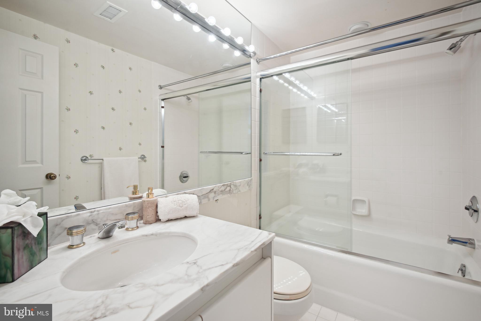 SOMERSET HOUSE 2 - Residential